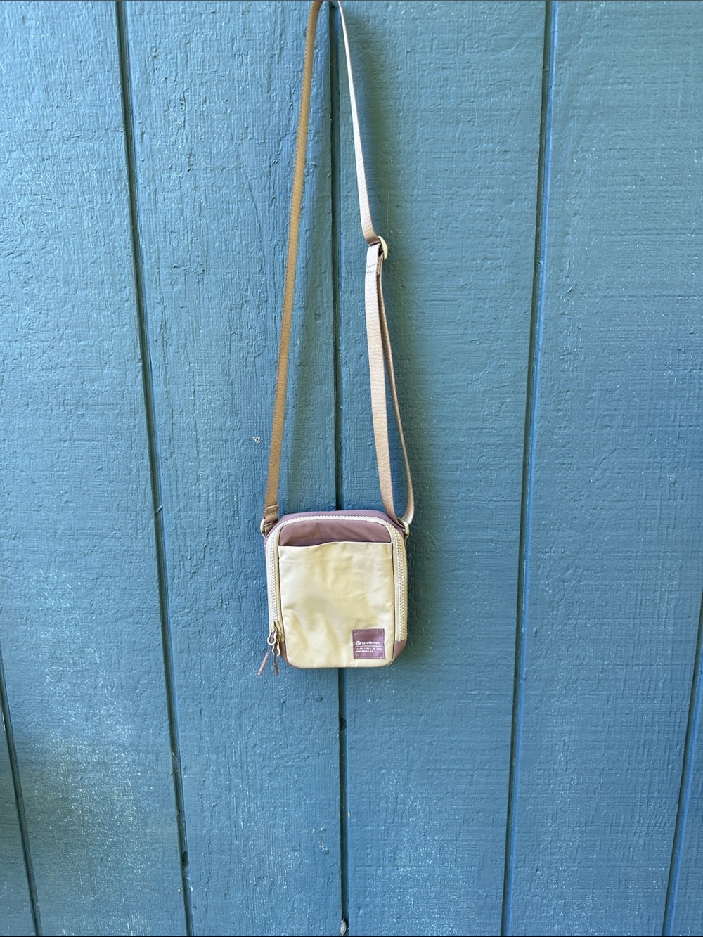 lululemon athletica cream crossbody with beige strap
